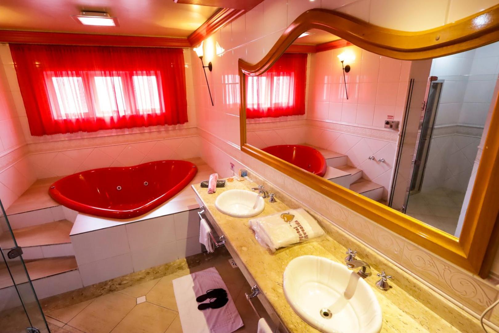 Motel Avenida (Adults Only) Gramado Bagian luar foto